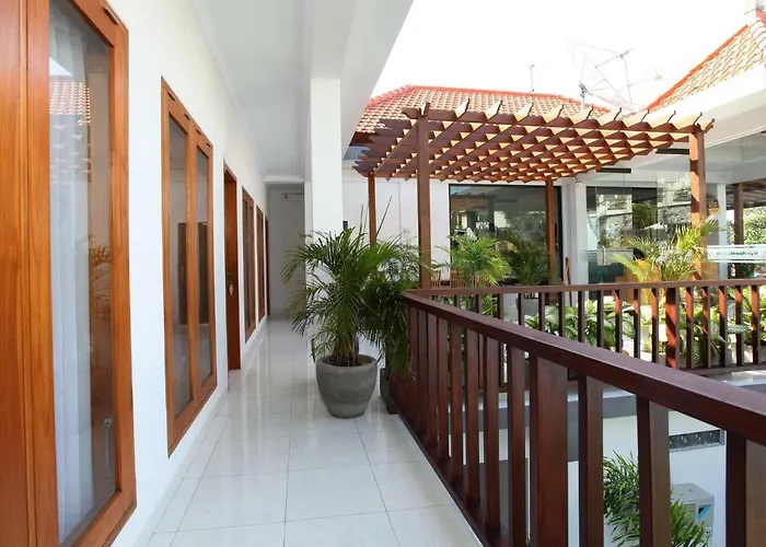 Ayodhya 2* Uluwatu